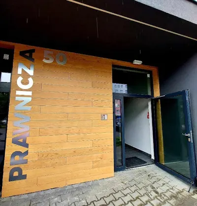 Blok mieszkalny Prawnicza 50